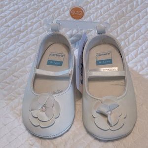 Carters NWT 9-12m White Mary Jane Shoes w Flower